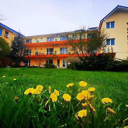 Vila Oranj Hotel Costinesti Buitenkant foto