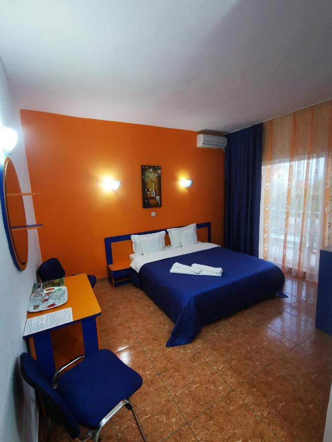Vila Oranj Hotel Costinesti Buitenkant foto